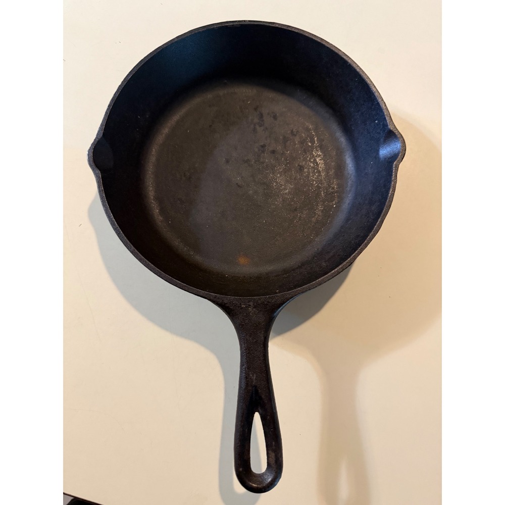 Lodge 8 Inch Cast Iron Skillet 5SK Made in USA Black Frying Pan with Pour Spouts